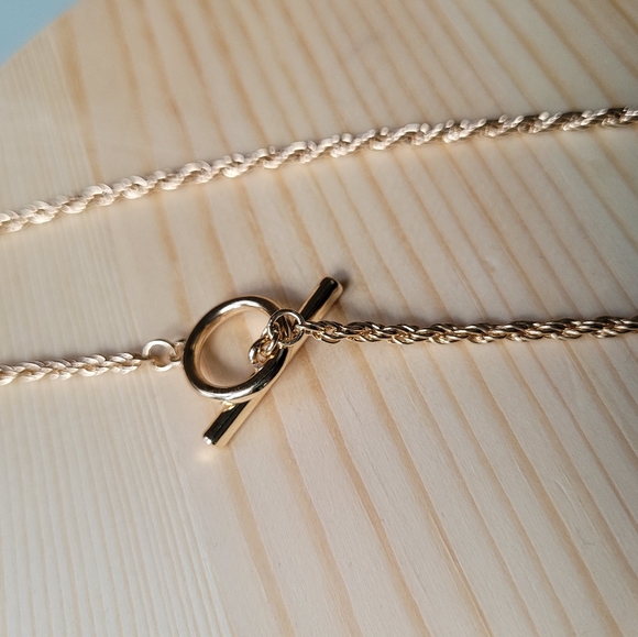 The Golden Set ✨️ - Picture 2 of 4